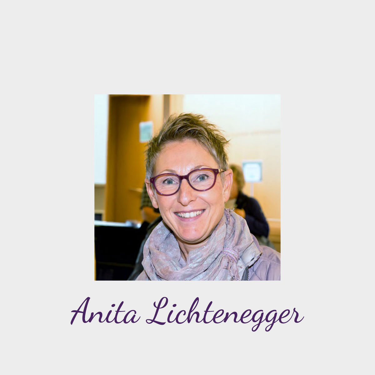 anita2_1200x1200px